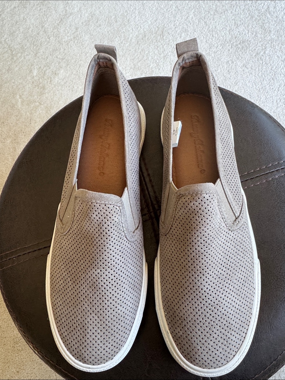 Tommy Bahama Light Taupe Perforated Slip-On Loafers SZ 7.5